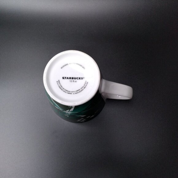Starbucks 2014 Mug 13 oz Green Stars Tea Cup Cafe Holiday - Picture 5 of 5